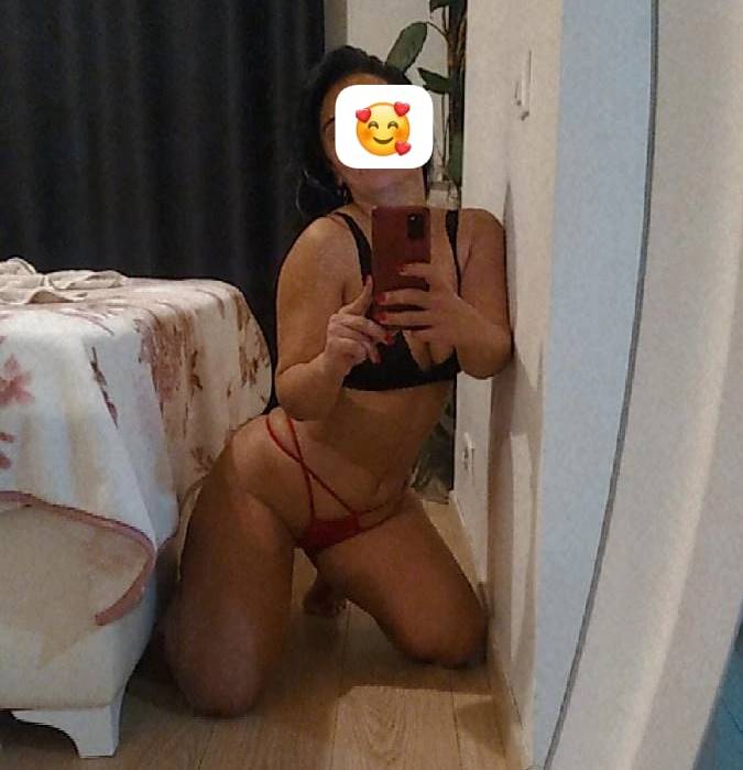 Avcılar Escort Bayan Serenle Alevli Bir Aşkın Kapılarını Arala
